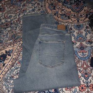 American Eagle Curvy Mom Jean size 18